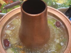 -京悦南门涮羊肉·羊蝎子火锅(田林路店)