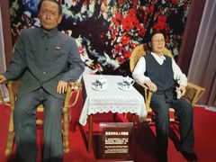 -金石蜡像馆