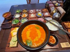 -银米·云南传统过桥米线(双廊黑金冠店)
