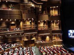 -交通银行前滩31演艺中心