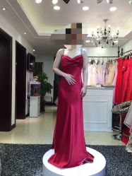 -深白婚纱艺术馆(王府壹号店)