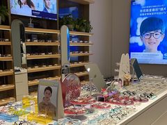 -无界眼镜MaxLess(五角场万达店)