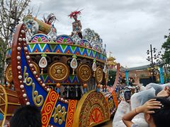 -七彩云南欢乐世界