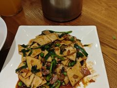 -怡得饭庄·30年老店·宋大妈昆明菜