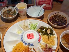 -怪噜范·老贵阳街头名小吃(汇金星力城店)