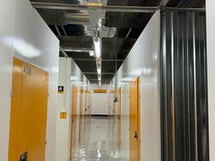 -安东易迷你仓自助寄存仓库(淞虹路店)