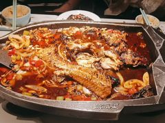 -江边城外烤全鱼(世茂广场店)