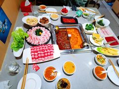 -海底捞火锅(宝龙广场夜宵主题店)