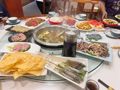-乡土黄·鲜牛肉火锅·小龙虾(兴业街店)