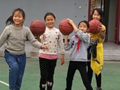 -悦动体能篮球羽毛球网球(三里河店)