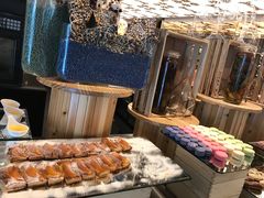 -圣丰索菲特·2 On 988 Café 自助餐厅