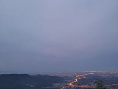 -鬼笑石后山停车场
