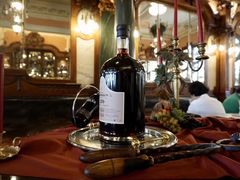 -Majestic Café