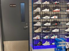 -adidas(正佳广场店)