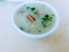 -昆山琶拉帝诗酒店·河畔咖啡厅Riverside Cafe