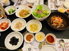 -韩屋韩国料理(天山路店)
