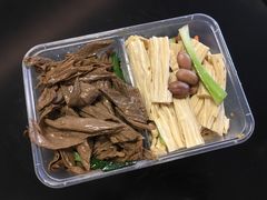 自制腐竹拌西芹-娘心豆品(方庄店)