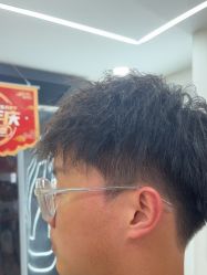 -首艺美发