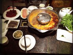-小天鹅火锅·一线江景洪鼎旗舰店(洪崖洞店)