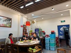 -地锅公社·现炒地锅鸡·地锅鱼·夜宵(罗锦路店)