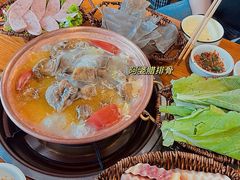 -阿婆情腊排骨火锅(忠义店)