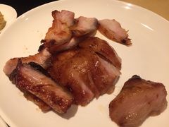 蜜汁松板肉-盛宴自助餐厅(运达喜来登店)