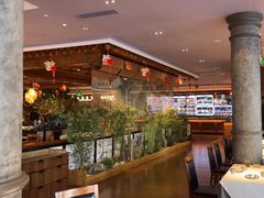 -八府香鸭·啫啫煲(华山路店)