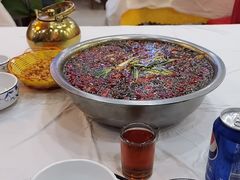 -乡土特色.冷锅鱼.牦牛肉汤锅