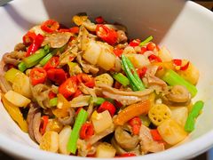 -费大厨辣椒炒肉(高铁吾悦广场店)