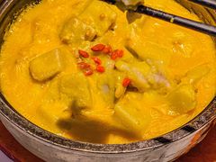 -阿瓦山寨·湘菜现炒·剁椒鱼头王(咸阳总店)