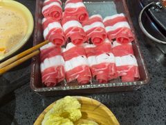 -宽板凳老灶火锅(台湾街店)