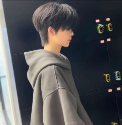 -尤司男士国潮理发馆