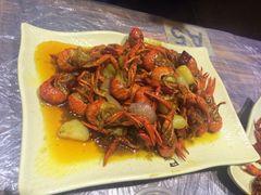 巴厘龙虾(音乐学院五店)-巴厘龙虾·榜首油焖大虾(音乐学院·沿江酒馆店)