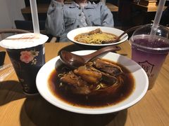 招牌红烧半筋半肉面-厝内小眷村(天河南一路店)