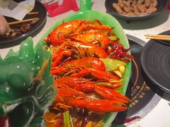 -沪小胖·小龙虾·蓝龙王(八佰伴店)