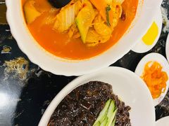 -桃园中华料理炸酱面(燕儿岛路店)