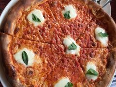 -WOLFGANG PUCK KITCHEN & BAR(迪士尼小镇店)