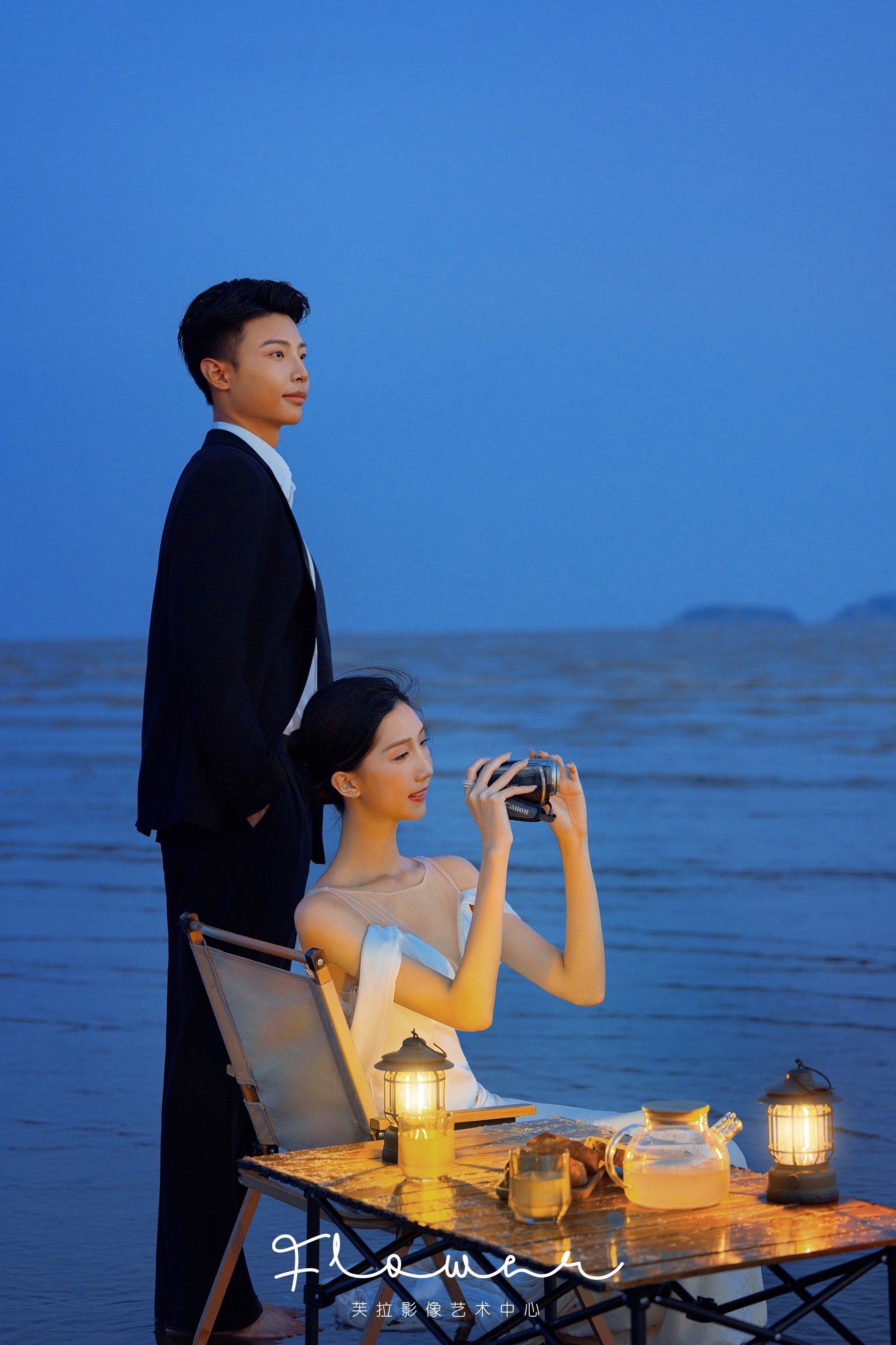 海边夜景婚纱照