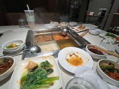 -海底捞火锅鲜切牛肉主题店(长寿路店)