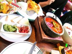 -Famous肥猫墨西哥音乐餐吧(五棵松华熙LIVE店)