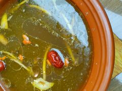 -有红鸡毛店·川菜(建设路店)