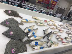 -沃尔玛(摩尔广场店)