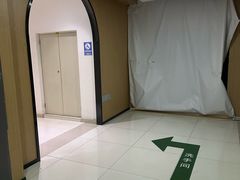 -资和信百货商场