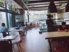 -肯德基(湾畔店)