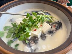 鱼头汤-宝荣鱼馆·临湖之宴(千岛湖店)