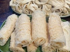-胡须佬鸡煲四季火锅(海雅缤纷城店)