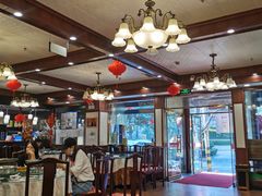 大堂-六和聚传统烤鸭.天津菜(和平店)