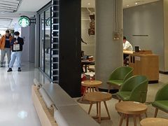 -星巴克臻选(北京银泰店)