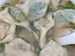 清汤荠菜肉大馄饨-吴家馄饨