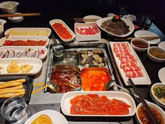 -海底捞火锅智慧餐厅(中骏世界城店)